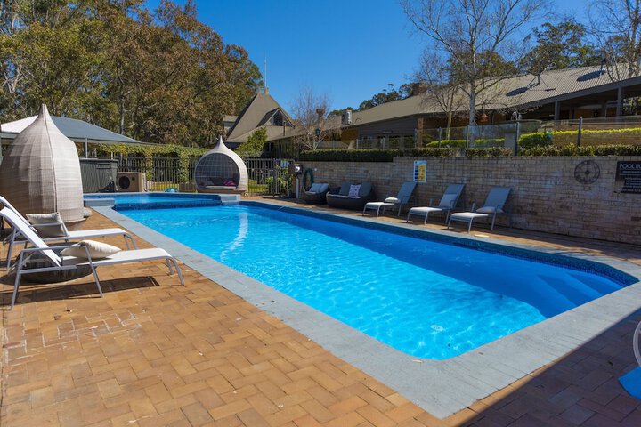Pool 26 of 60