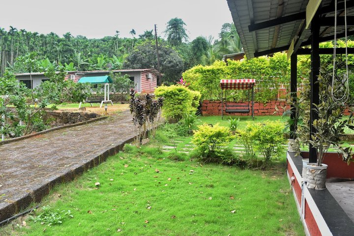 Hotel Exterior 18 of 18