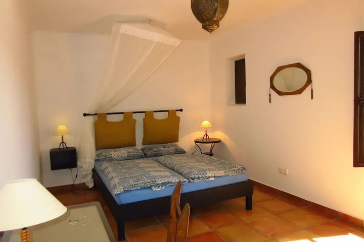 Room 4 of 21