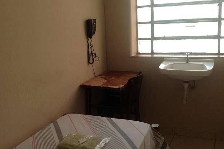 Room 14 of 38