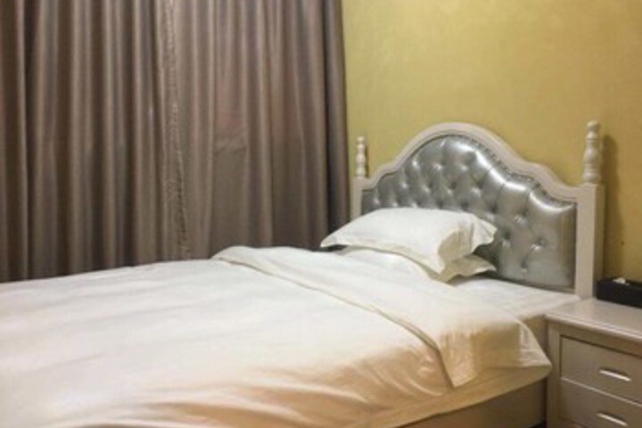 Room 21 of 54