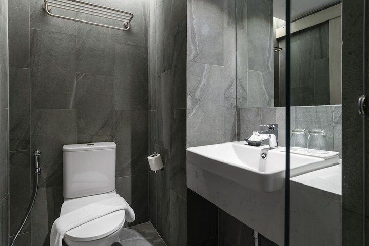 Room 30 of 54