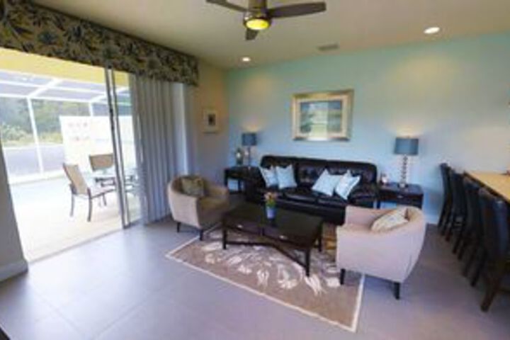 Room 208 of 279
