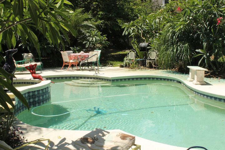 Pool 57 of 84