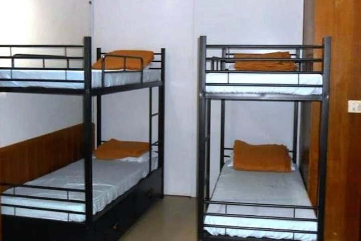 Room 3 of 23