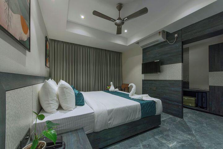 Room 15 of 22