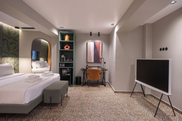Room 48 of 125