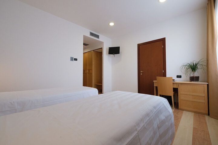 Room 36 of 53