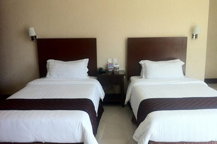 Room 11 of 31