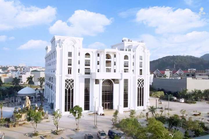 Grand View Palace Ha Long Hotel