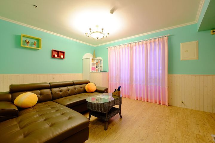 Room 11 of 45