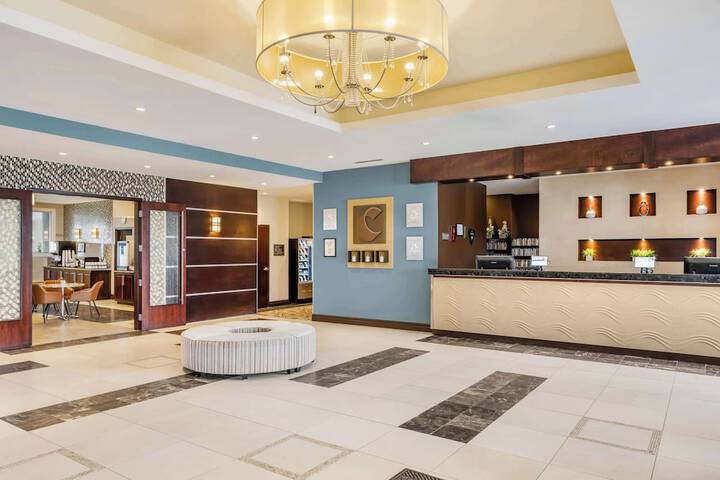 Hotel Interior 10 of 84