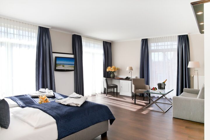 Room 15 of 77
