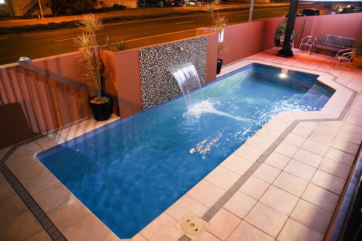 Pool 65 of 73
