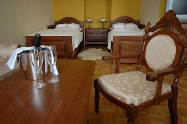 Room 3 of 17