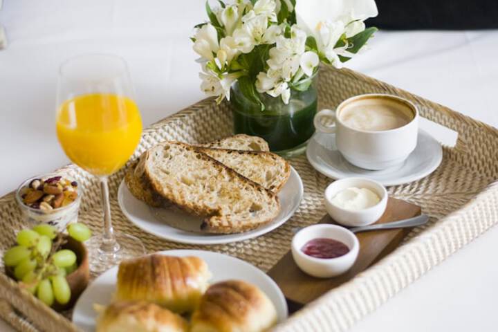 Breakfast/Coffee Service 75 of 79