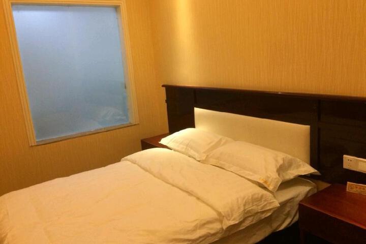 Sanhe Hotel
