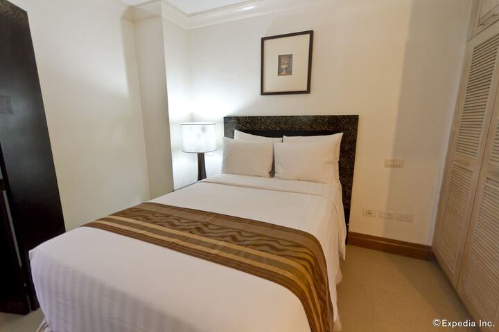 Room 30 of 121