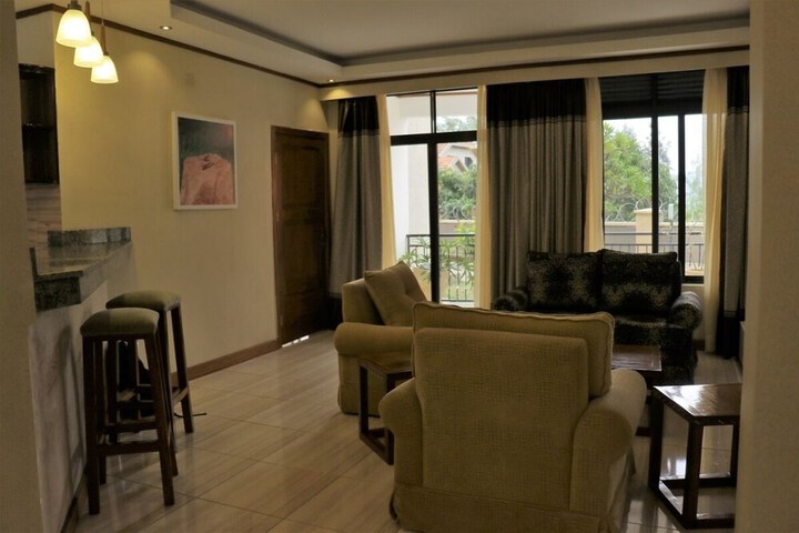 Room 11 of 23