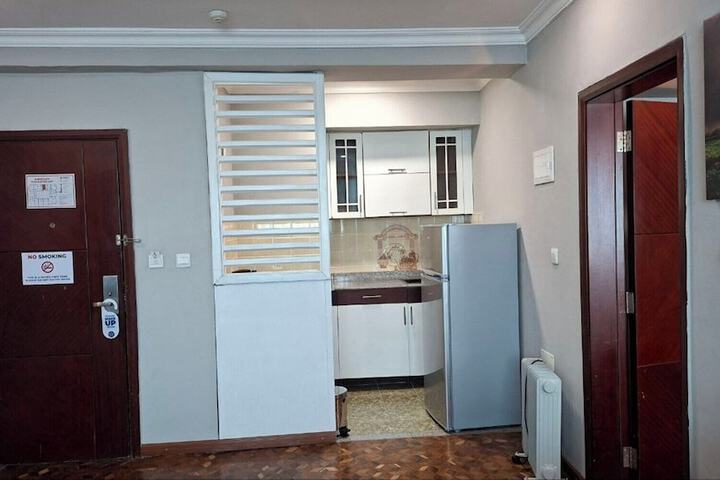 Room 34 of 108