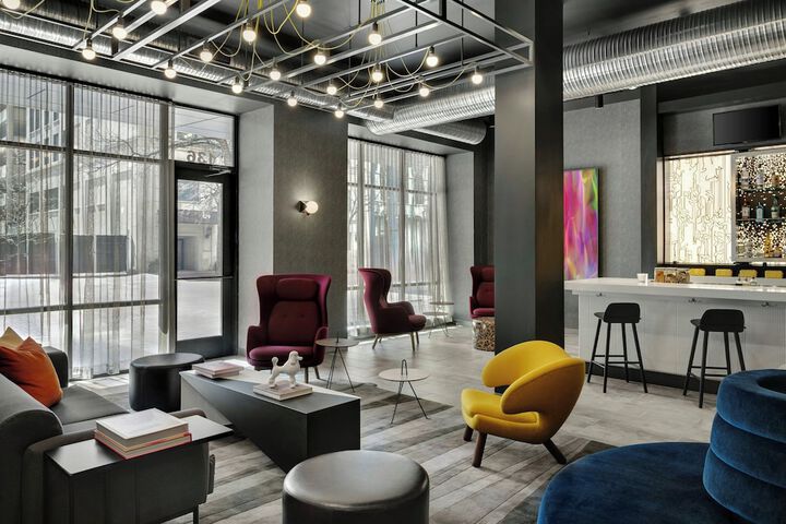 Entrance & Lobby