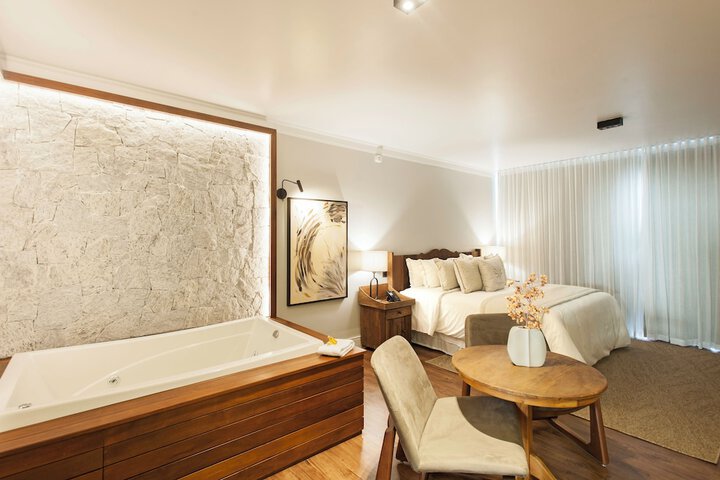 Room 10 of 56
