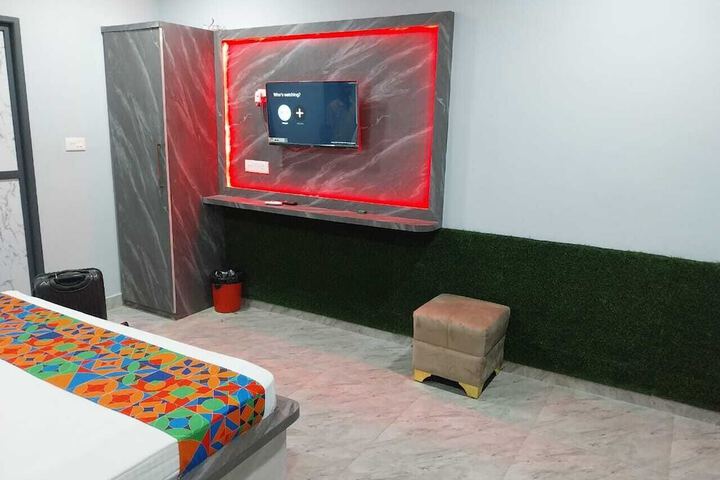 Room 7 of 29