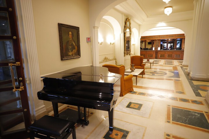 Lobby Photos