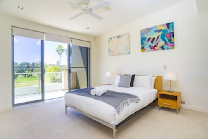 Image of Serenity at the Cove