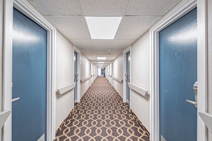 Ballroom/Hall 52 of 62