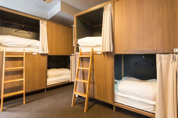 Room 11 of 67