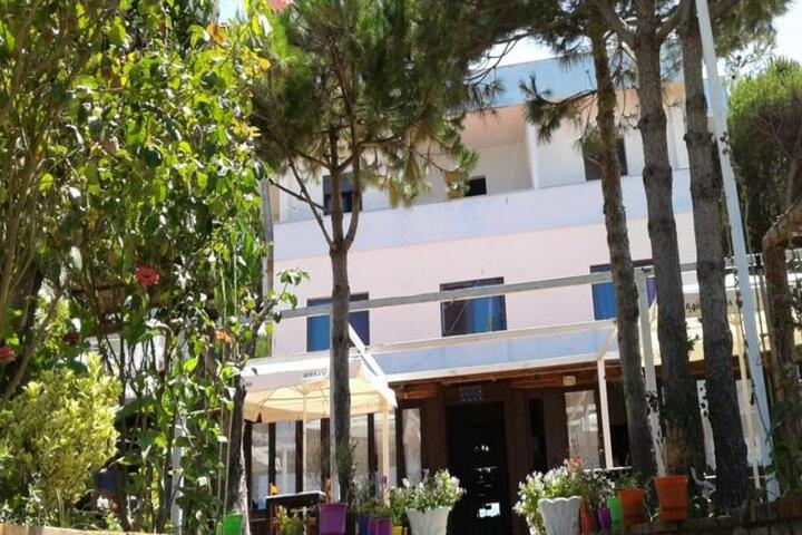 Hotel 2 of 5