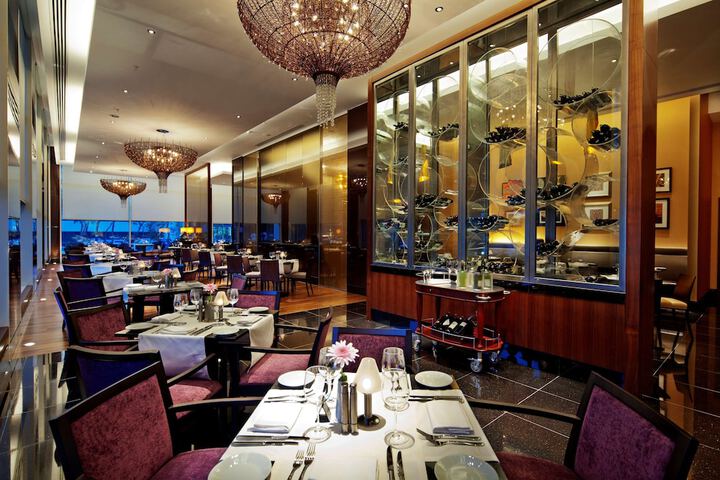 Dining 89 of 130
