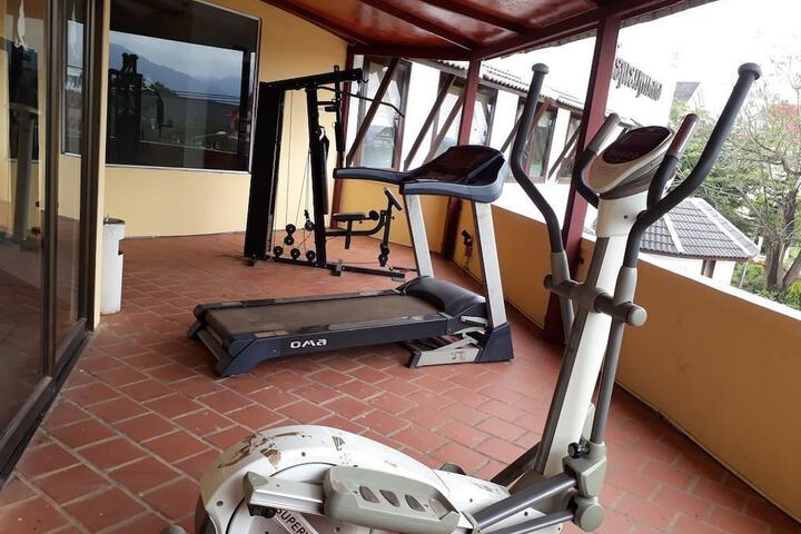 Health and Fitness 32 of 48