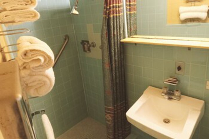 Room 40 of 51
