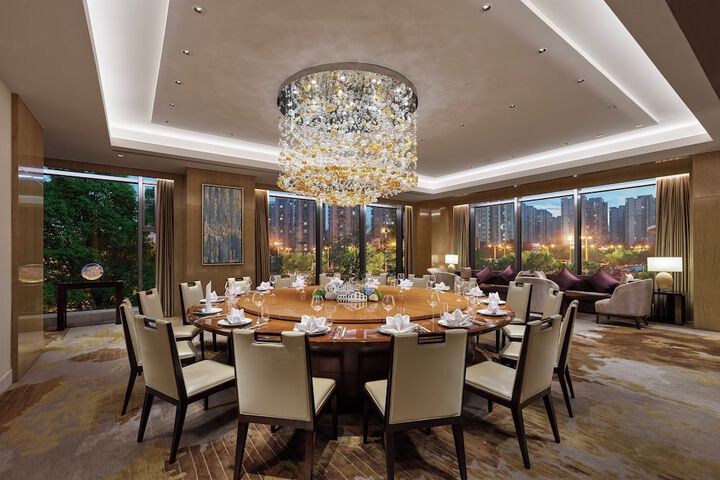 Dining 72 of 103