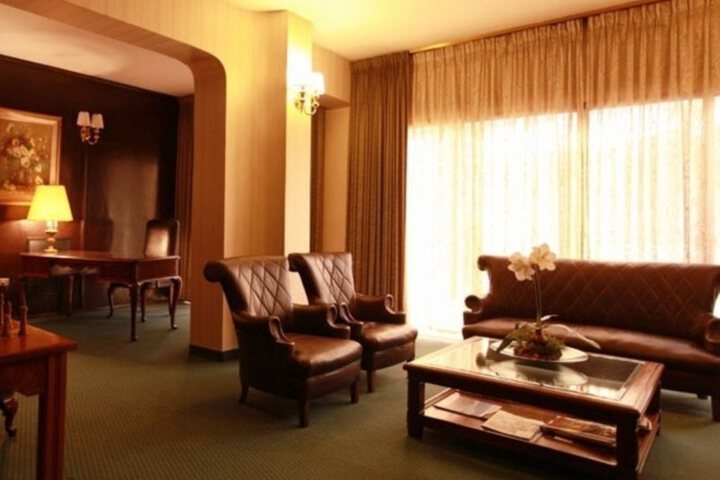 Standard Suite