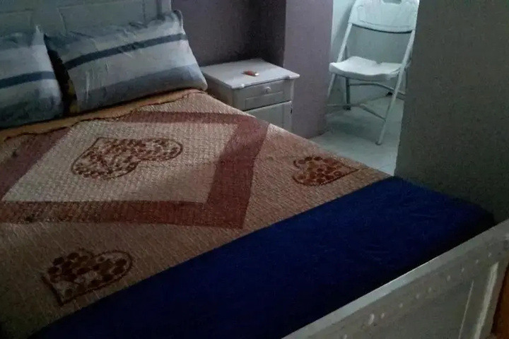 Room 12 of 19