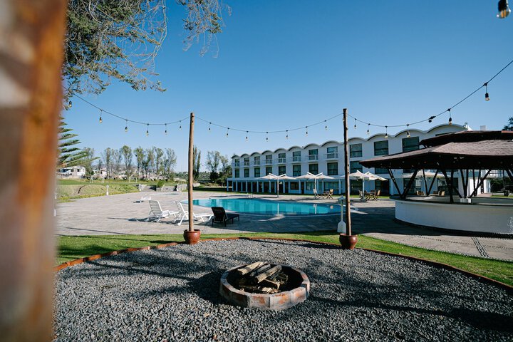 Hotel with Pool