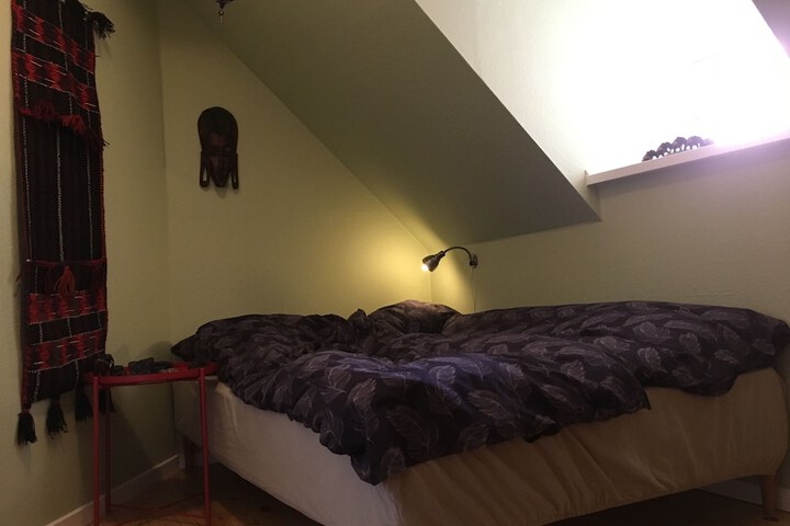 Room 8 of 45