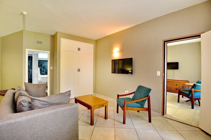 Room 32 of 136