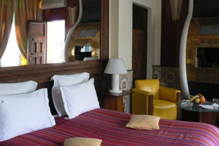 Room 25 of 62