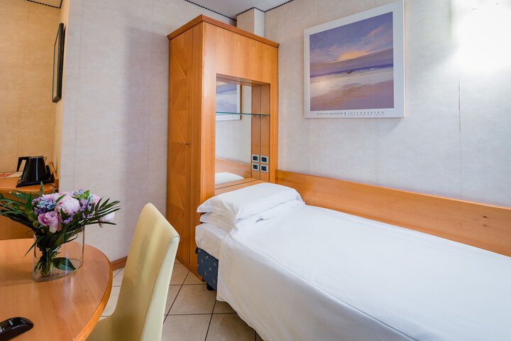 Room 55 of 116