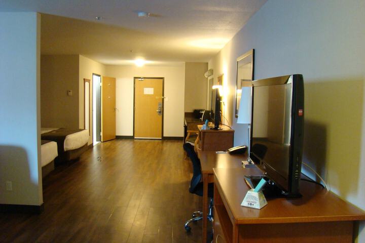 Room 5 of 46