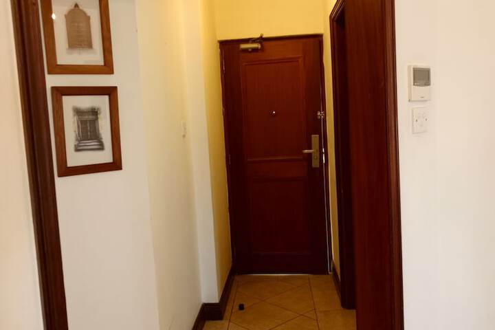 Room 52 of 110