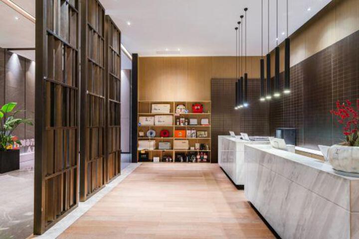 Hotel Interior 10 of 28