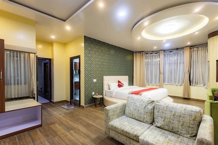 Room 28 of 75