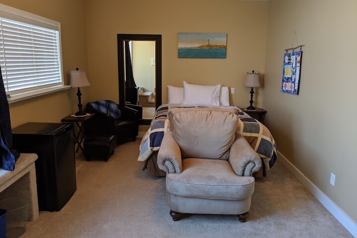 Room 50 of 85
