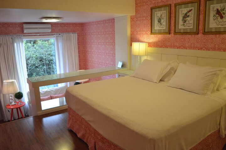 Room 44 of 129