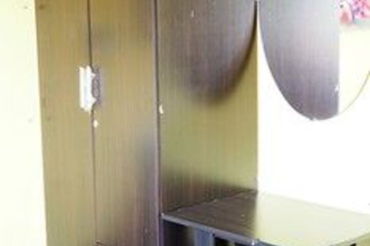 Room 15 of 18